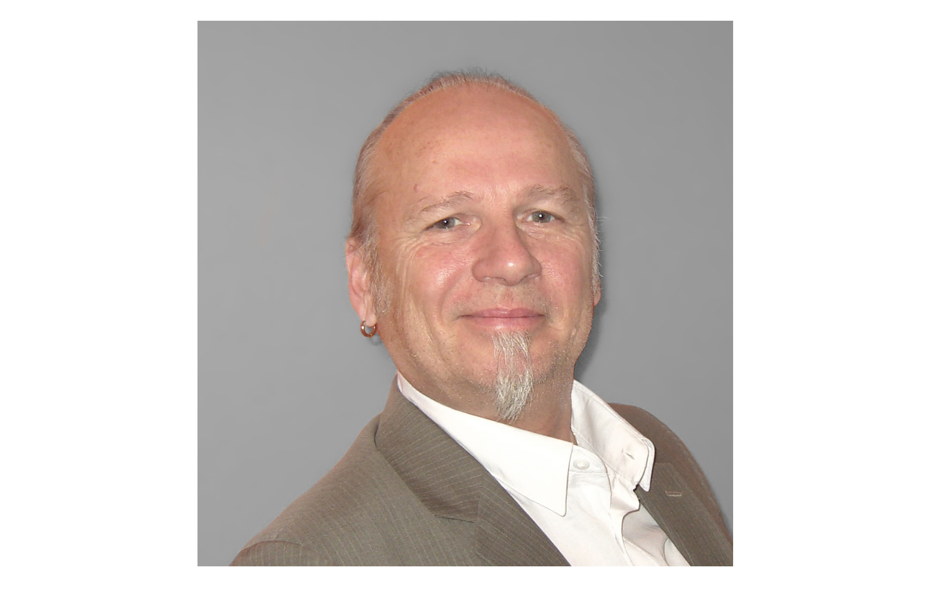 MEDIUM: Rief wird Verkaufsleiter
